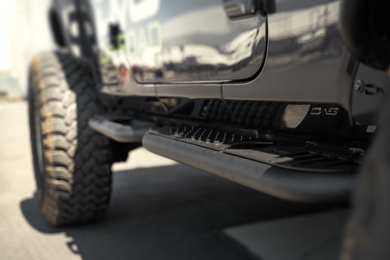 DV8 Hinge Mounted Steps