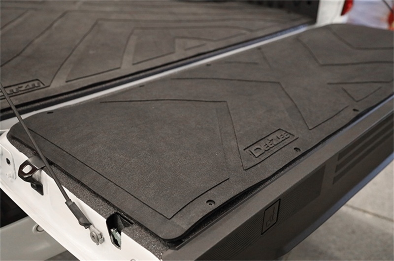 DZE Tailgate Mats